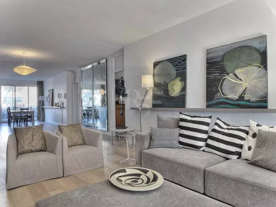 Spacious 3-Bedroom Apartment in Central Geneva — Genève