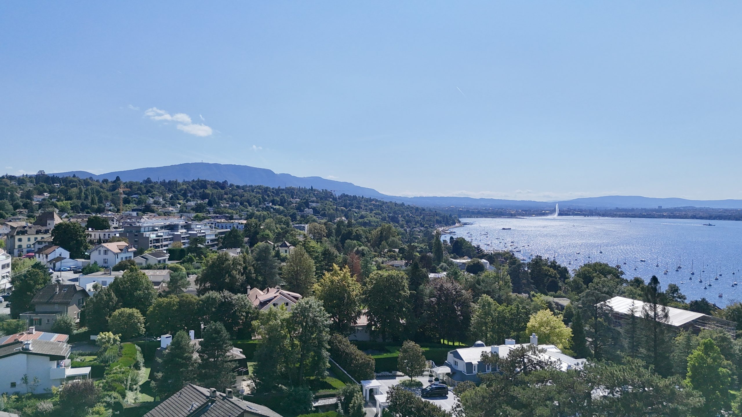 Collonge-Bellerive lakeside village lifestyle