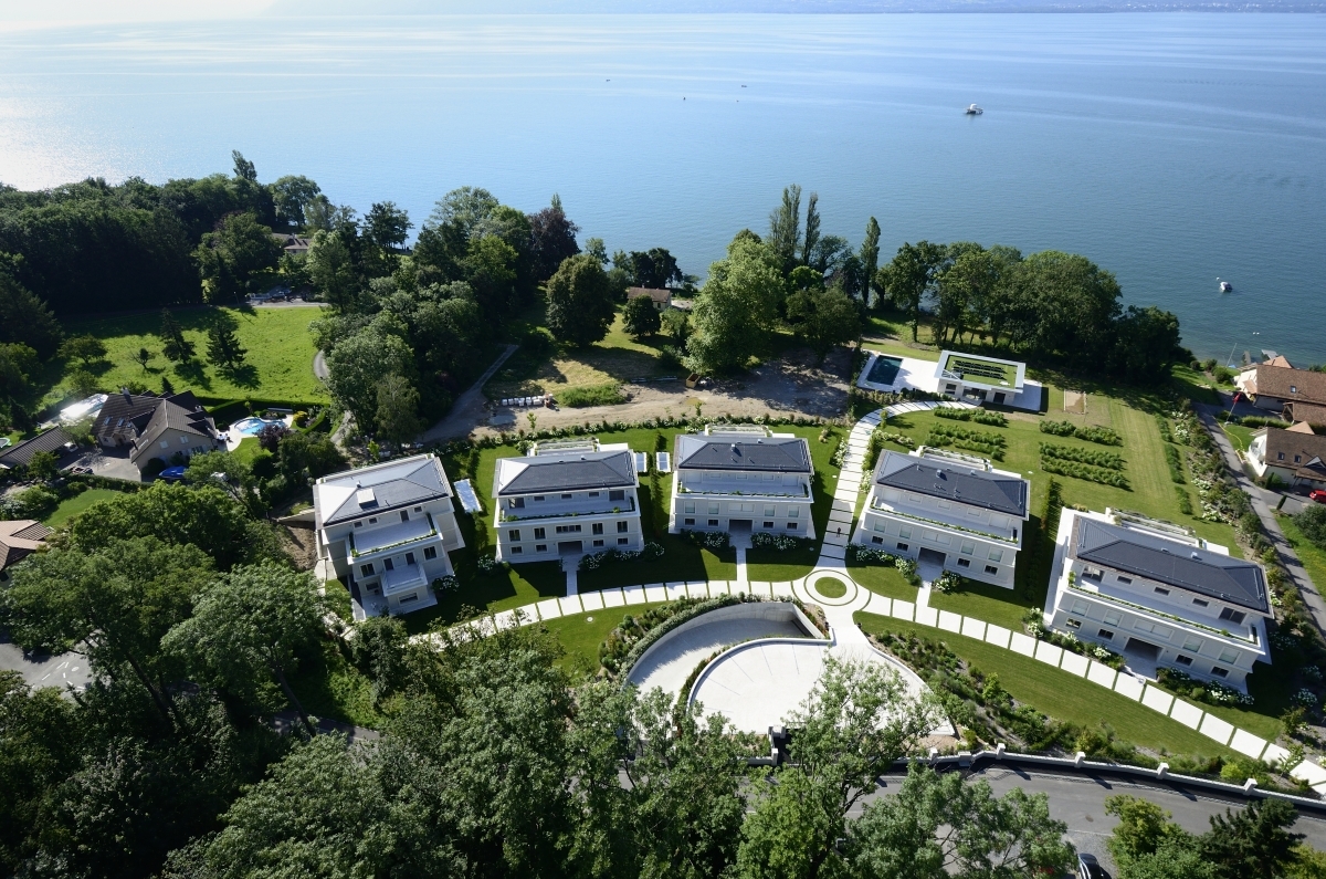 Appartement pied dans l'eau à St-Prex, 500m2, 6 chambres, spa, pool house, vue lac exceptionnelle