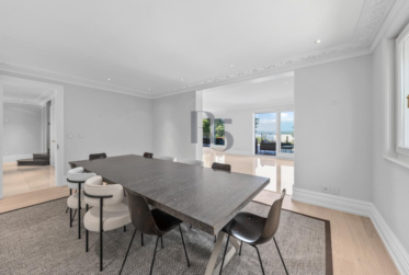 Magnifique villa rénovée à Cologny