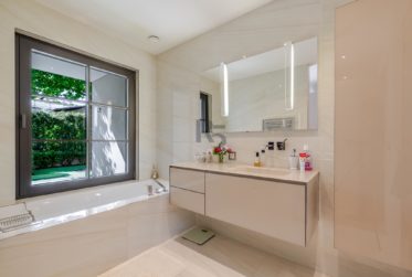11 Rooms House