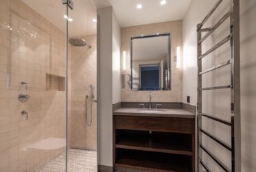 6 Rooms Flat