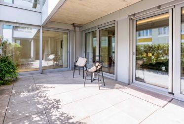 Modern Apartment with Terrace near the Beau-Rivage Hotel