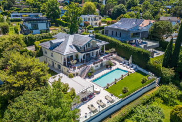 Magnifique villa rénovée à Cologny