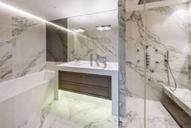 9 Rooms Flat, Penthouse