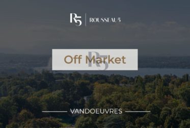 18 Rooms House, Manor house